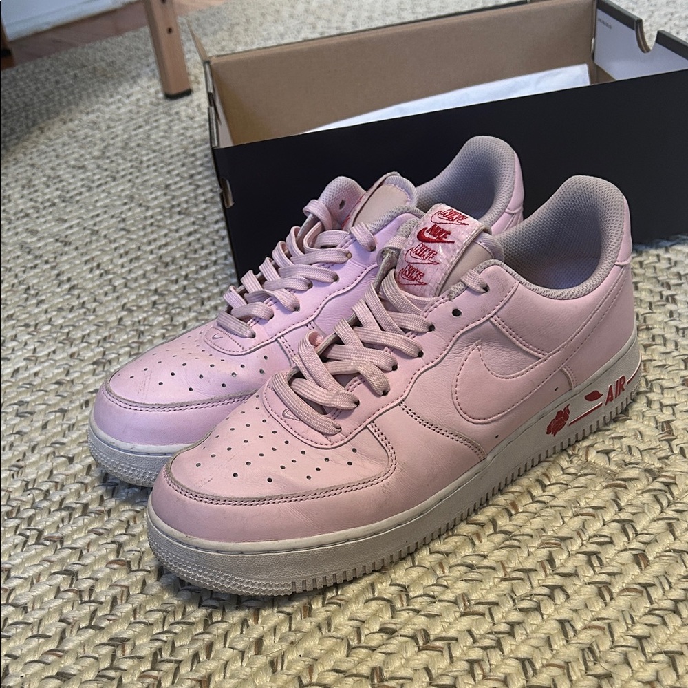 Nike Men’s Air Force 1 Sneakers